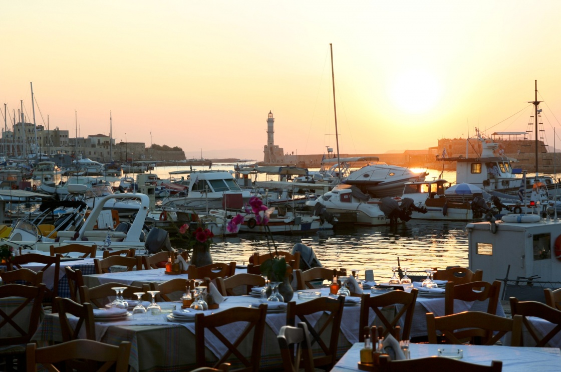 'sea bay sunrise crete greece' - Χανιά